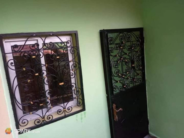 studio-moderne-a-louer-big-2