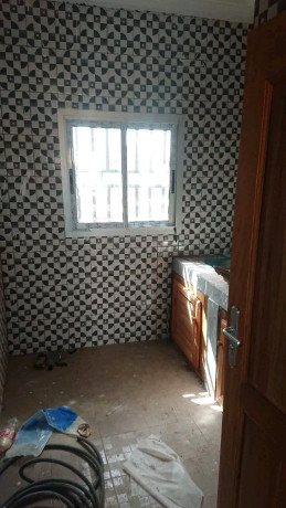 studio-moderne-a-louer-big-1