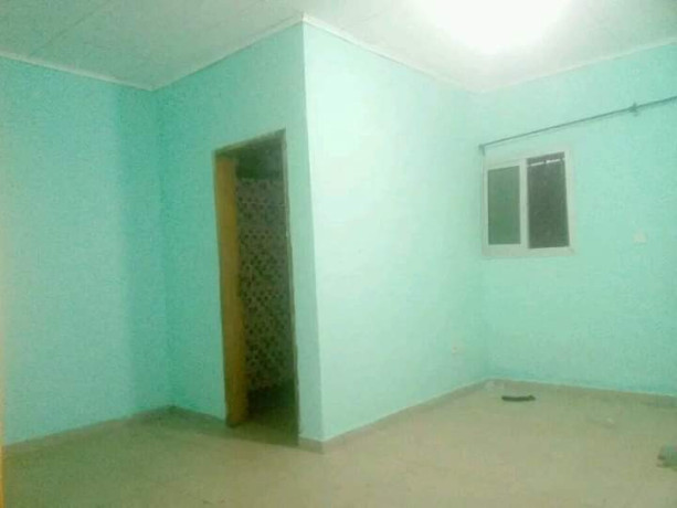 studio-moderne-a-louer-yaounde-big-2