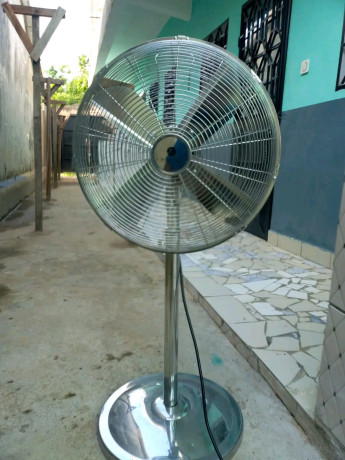 ventilateur-dorigine-klindo-dorigine-a-vendre-en-vide-big-0
