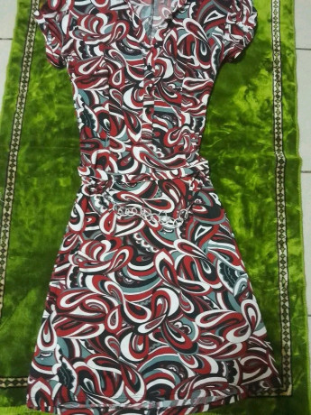 robe-mise-en-vente-en-vide-tres-chic-big-0