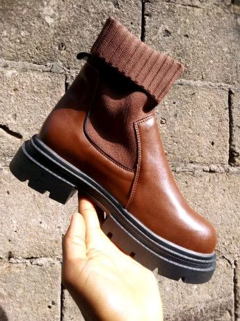chaussures-a-vendre-tres-bon-prix-big-0