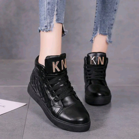 chaussures-a-vendre-tres-bon-prix-big-1