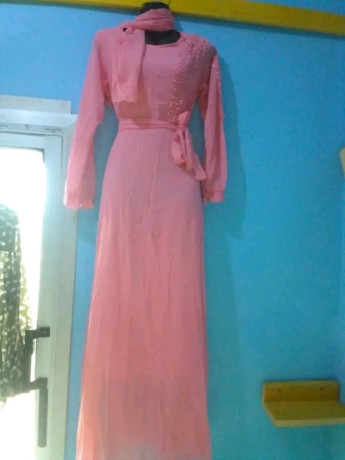 longues-robe-inspiration-monde-arabe-a-vendre-big-1