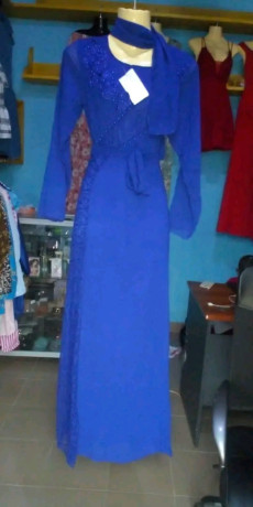 longues-robe-inspiration-monde-arabe-a-vendre-big-0