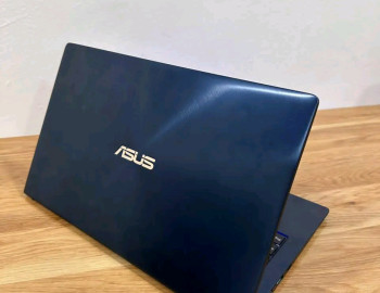 Ordinateur portable ASUS ZENBOOK