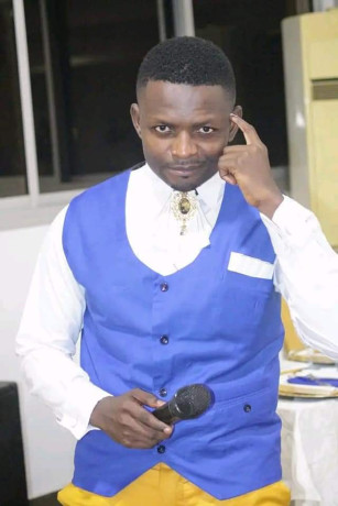 maitre-de-ceremonie-big-0