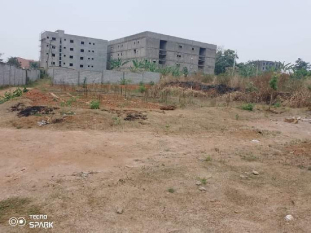 terrain-titre-a-vendre-big-0