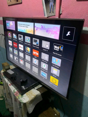 television-panasonic-47-pouces-big-1