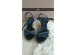 chaussures-en-provenance-de-suisse-en-vente-small-4