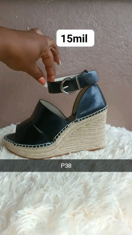 chaussures-de-qualite-a-vendre-big-0