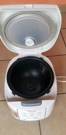 multicuiseur-a-vendre-tres-bonne-qualite-big-1