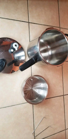 cocotte-minutes-8l-a-vendre-big-0