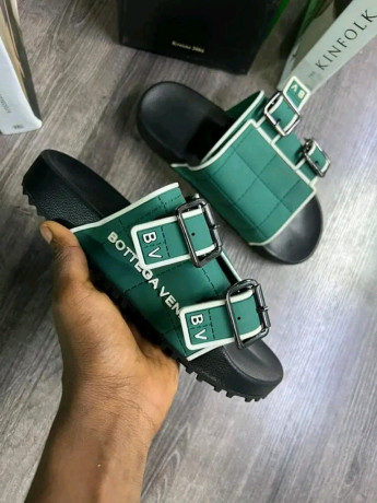 chaussures-a-vendre-matiere-irreprochable-big-3