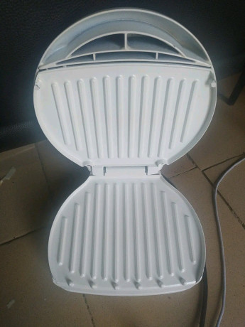 machine-a-grill-a-vendre-tres-bon-prix-big-1
