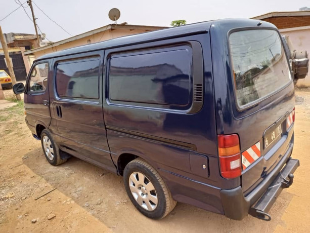 moteur-5l-nouvellement-immatricule-papier-a-jour-1ans-pret-a-voyager-big-2