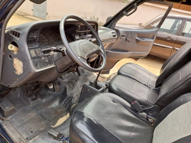 moteur-5l-nouvellement-immatricule-papier-a-jour-1ans-pret-a-voyager-big-3