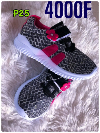chaussures-nouveaux-et-anciens-nes-a-vendre-big-0