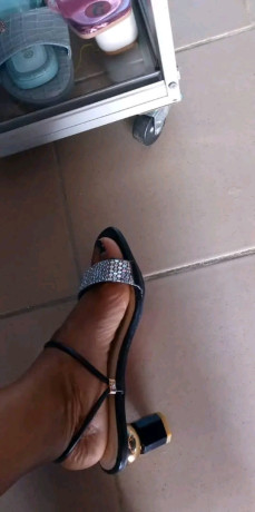 venez-me-tromper-vos-babouches-sont-disponibles-big-0