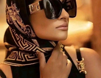 Foulard en soi + lunette de soleil à vendre