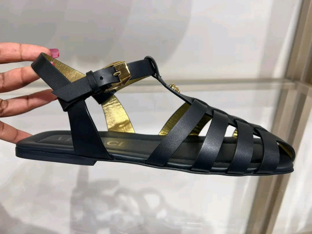 belle-chaussure-en-cuir-a-vendre-big-1