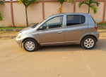 toyota-yaris-annee-2003-moteur-essence-vvti-small-0