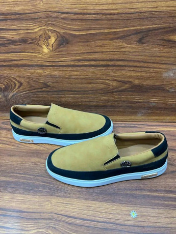 vos-chaussures-sont-disponibles-a-des-prix-imbattables-big-4