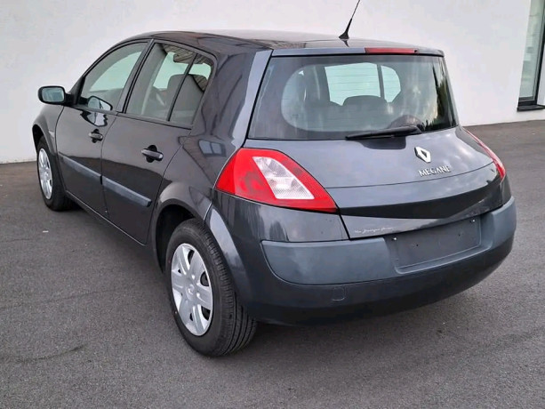 renault-megane-big-0