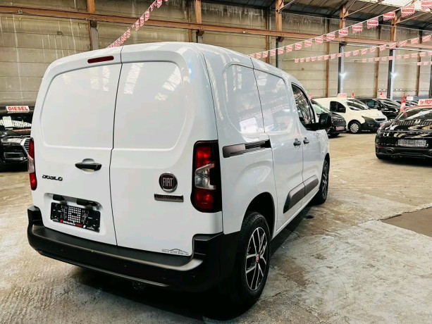 fiat-doblo-15-bluehdi-l1-light-ss-3places-utilitaire-big-1