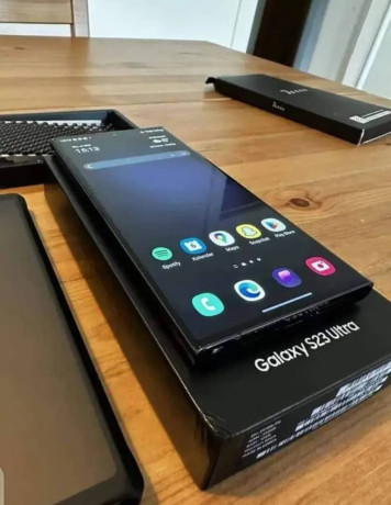 samsung-galaxy-s23-ultra-512-big-0