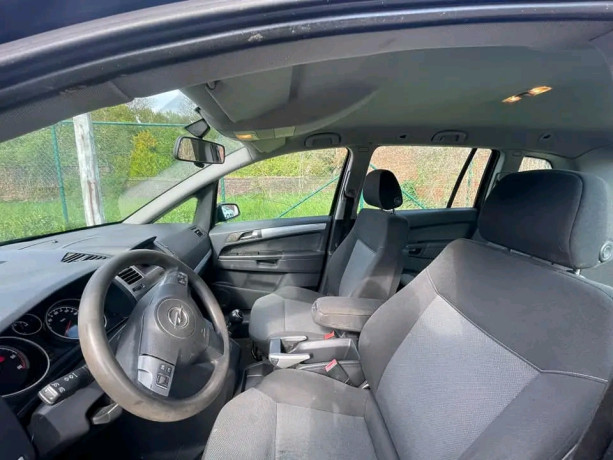 opel-zafira-voiture-super-bien-big-1