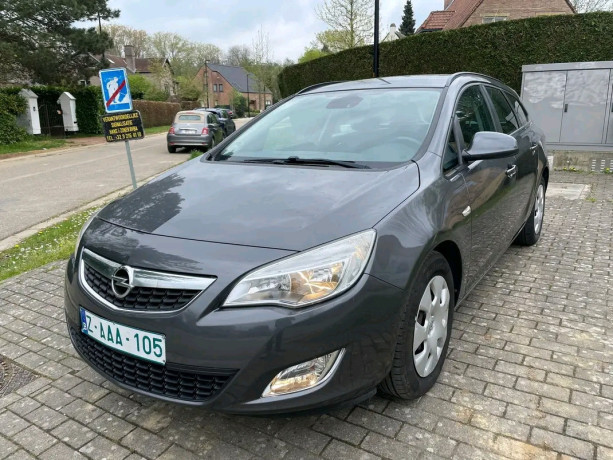 opel-astra-diesel-big-1