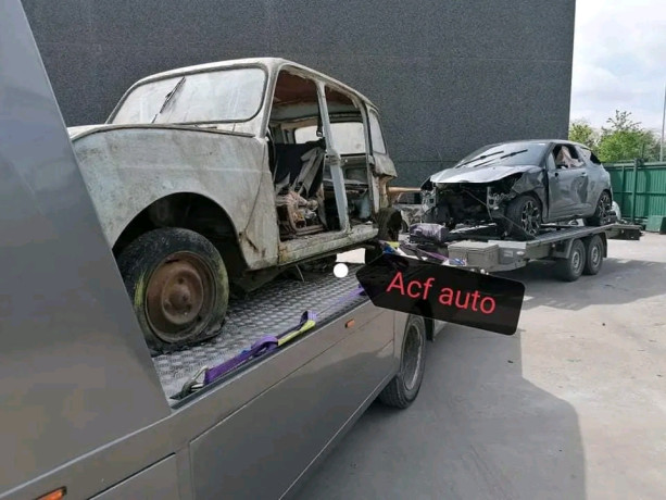 epaviste-debarrasse-gratuitement-en-depanneuse-tous-vehicules-big-0