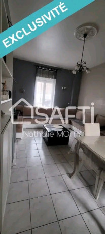 jolie-maison-en-hyper-centre-et-a-2-pas-des-champs-elysees-big-0