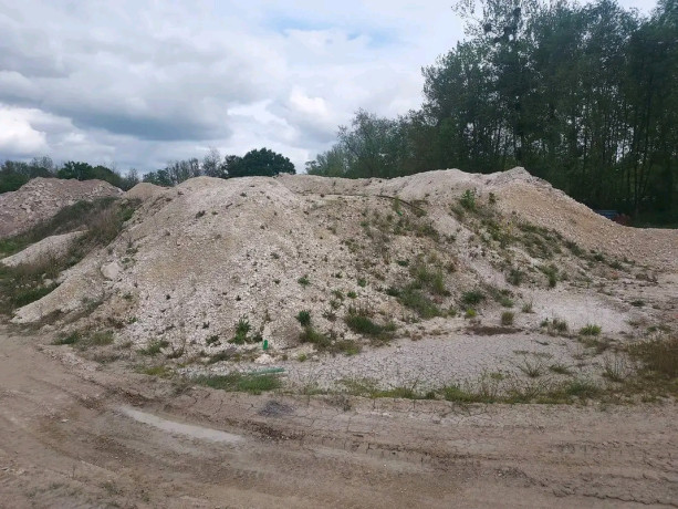 remblais-gratuit-craie-ou-terre-de-remblais-big-0