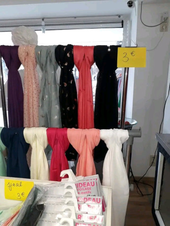 foulards-a-vendre-big-0