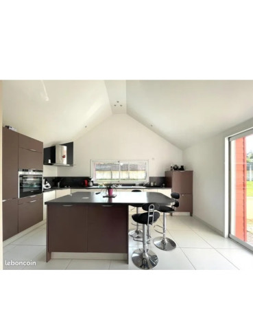 maison-7-pieces-150-m2-7-pieces-150-m2-carquefou-44470-exclusivite-382500-big-2