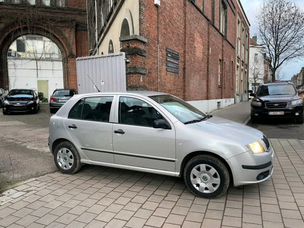 2006-skoda-fabia-12-essence-65000-km-big-1