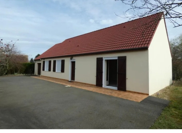 maison-5-pieces-101-m2-5-pieces-101-m2-la-chapelle-saint-remy-72160-168800-1671-m2-big-4