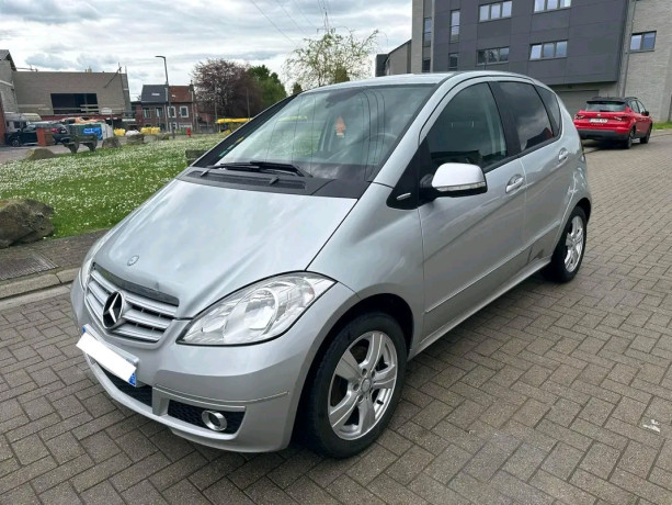 mercedes-classe-a180-big-1