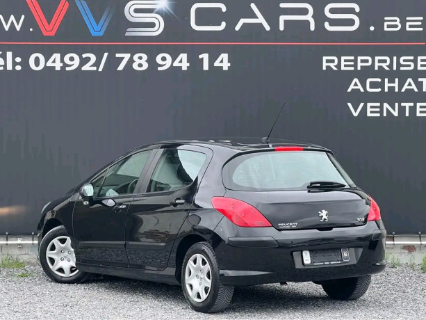 peugeot-308-16-hdi-big-0