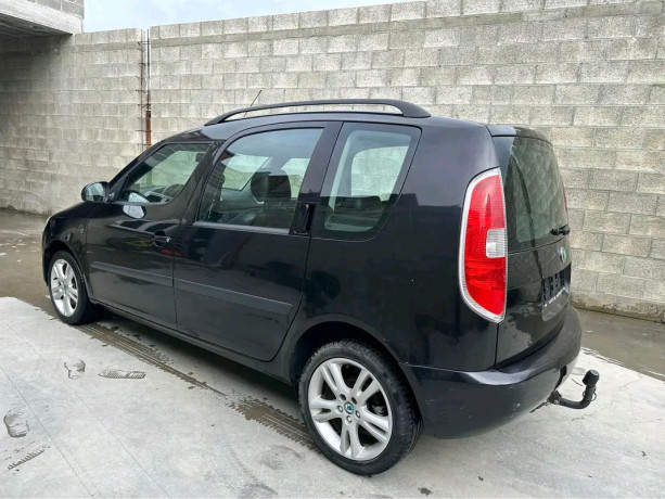 skoda-roomster-ann2007-big-0