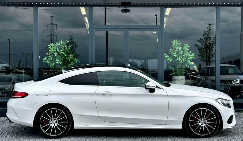 mercedes-benz-c220d-coupe-pack-amg-toit-pano-big-1