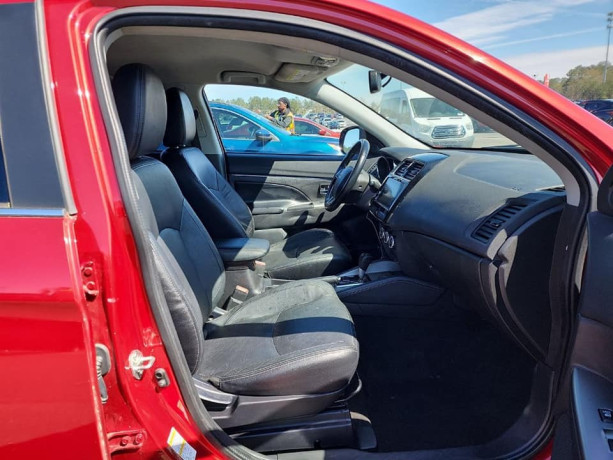 mitsubishi-outlander-sel-full-option-big-2