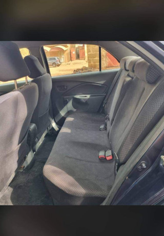toyota-yaris-berline-big-3