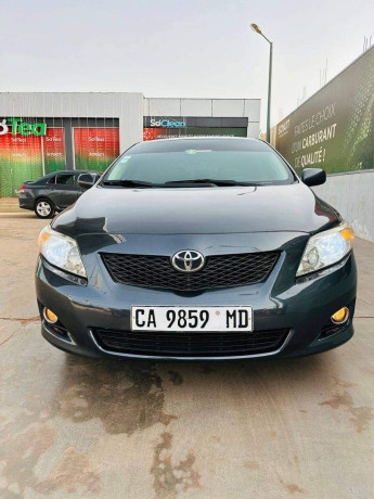toyota-corolla-big-0