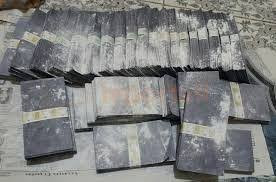 decapage-de-billet-de-banque-noir-big-1