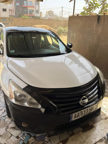 nissan-altima-big-2